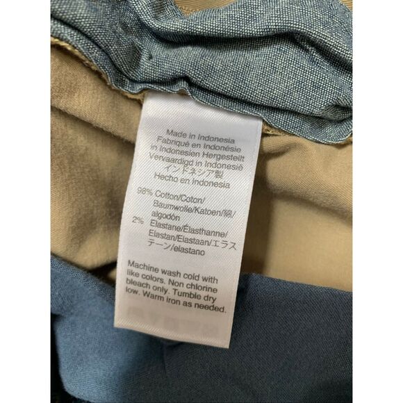 J. CREW Khaki Color 10.5" Stretch Shorts Waist 30 - Picture 6 of 7